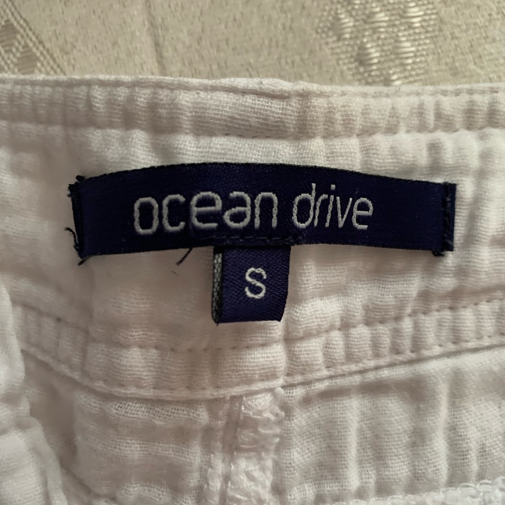 2 pairs of shorts - Picture 3 of 4